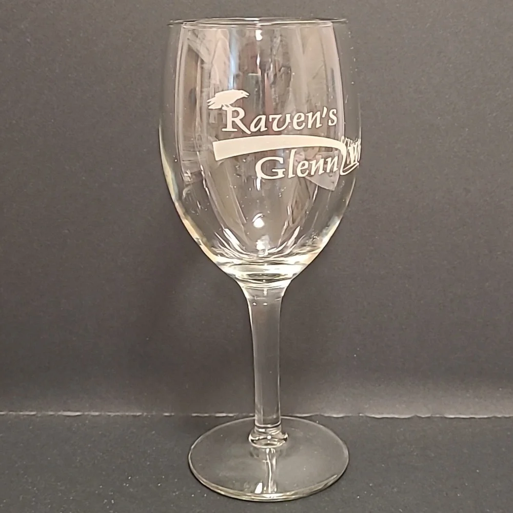 Set of 4 Ravens Glenn Winery Glasses
